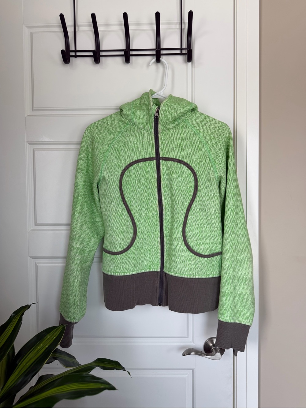 Lululemon Women’s Green Hooded Zip Jacket with Contrasting Trim